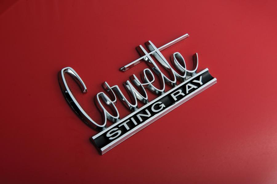 Chevrolet Corvette 327/350 Roadster 1967 года  (фото 4 из 7)